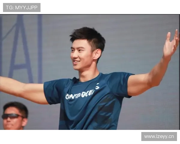 宁泽涛这生活太不接地气，连吃外卖都像走T台，真看不懂