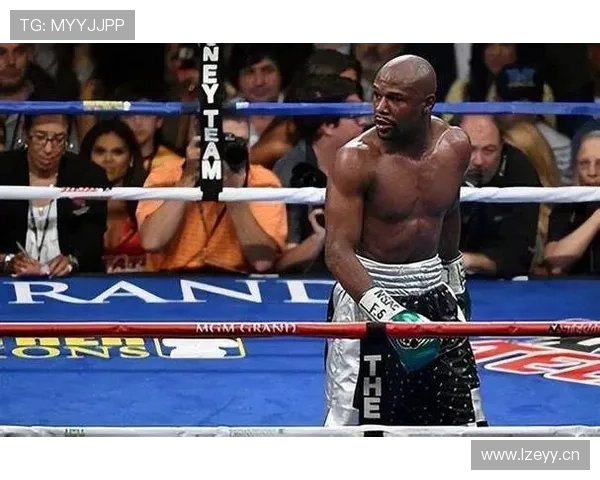 梅威瑟打完比赛直接去夜店数现金，这人设比顶流还稳